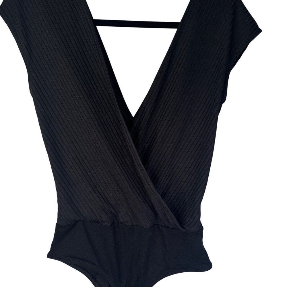 2/$30 ZARA Black Ribbed Small Deep V-Neck Bodysuit Stretch Knit